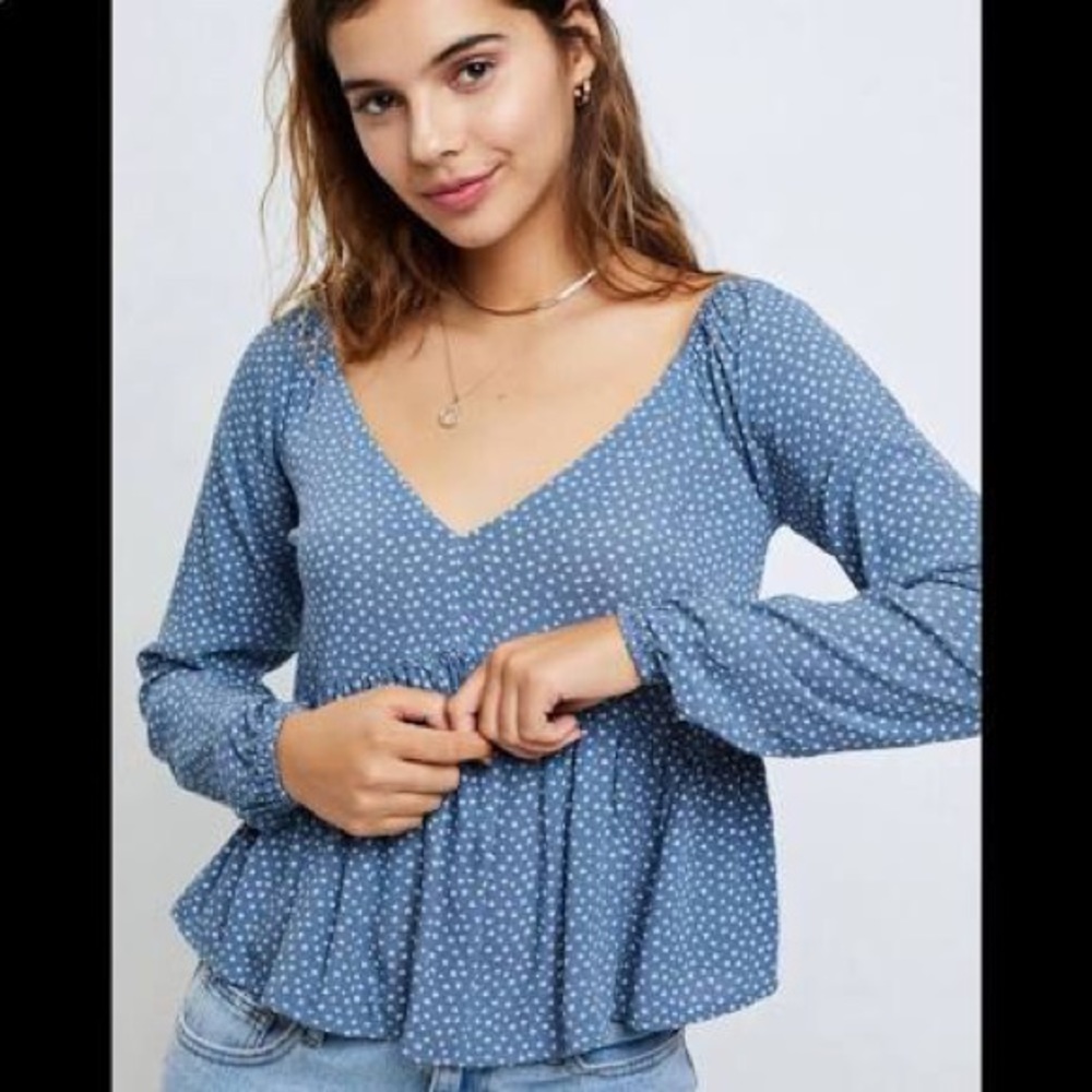 PacSun V-neck flowy top